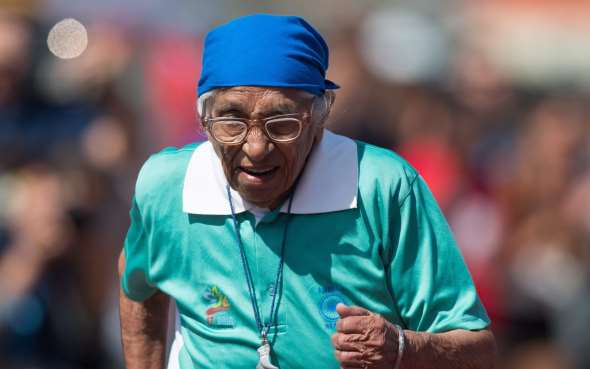 101-летняя индианка выиграла забег на 100 метров