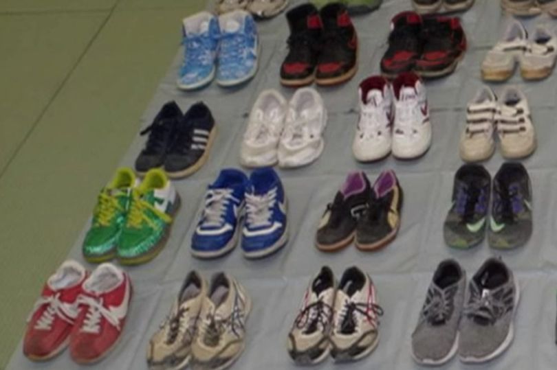 В Японии арестовали извращенца, который крал обувь и нюхал ее ради возбуждения